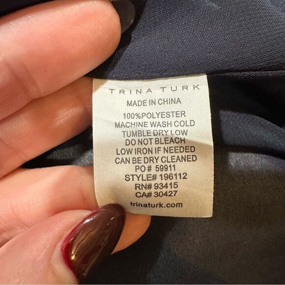 Trina Turk Multi Colored Striped Sleeveless Blouse Size Small - Picture 9 of 10